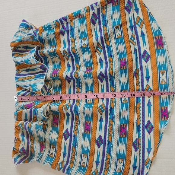 Amanda Uprichard Women's Size M 100% Silk Aztec Print Off Shoulder Ruffle Top - Picture 13 of 13